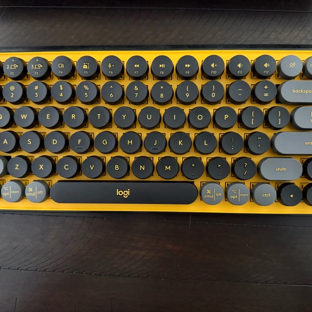 Logitech PopKeys Wireless Keyboard - Yellow&Black, mouse&cover. Like Brand New!
